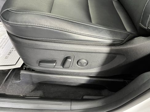 Used 2022 Kia Telluride EX image 15