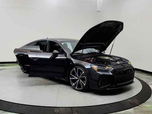 Used 2022 Audi RS 7 Sportback AWD/4WD image 10
