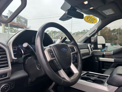 Used 2019 Ford F250 Lariat w/ Lariat Ultimate Package image 53