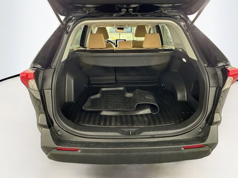 Used 2023 Toyota RAV4 LE image 22