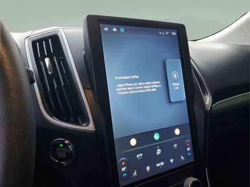 Used 2024 Ford Edge SEL w/ Sport Appearance Package image 23