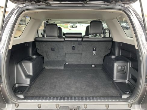 Used 2015 Toyota 4Runner SR5 Premium image 34