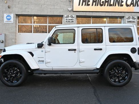 Used 2022 Jeep Wrangler Unlimited Sahara w/ Cold Weather Group image 5
