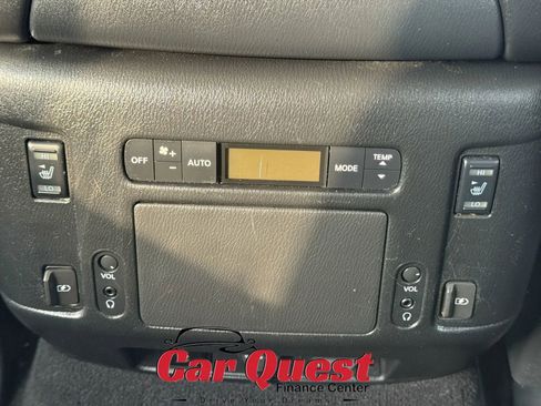 Used 2018 Nissan Armada Platinum w/ Captain Seat Package image 32