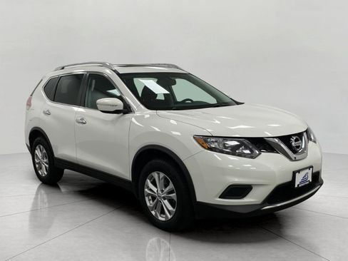 Used 2015 Nissan Rogue SV w/ SV Moonroof Package AWD/4WD image 1