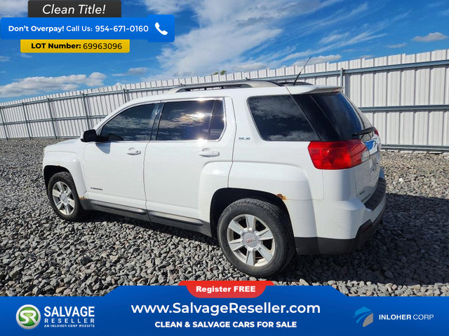 Used 2012 GMC Terrain SLE w/ Convenience Package FWD image 3