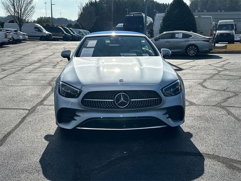 Used 2023 Mercedes-Benz E 450 E 450 image 2