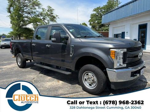 Used 2017 Ford F250 XL w/ Power Equipment Group AWD/4WD image 4