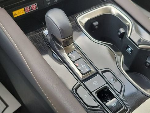 Used 2024 Lexus RX 350 FWD w/ Technology Package image 29