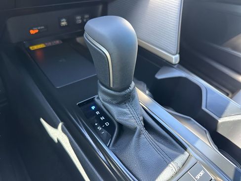 Used 2026 Toyota Camry SE image 16