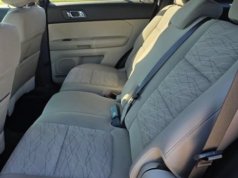 Used 2014 Ford Explorer FWD image 7