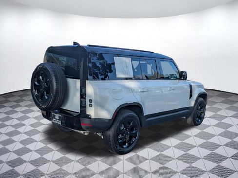 New 2026 Land Rover Defender 110 S AWD/4WD image 5