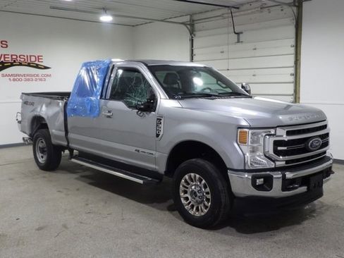 Used 2022 Ford F350 4x4 Crew Cab Super Duty image 5