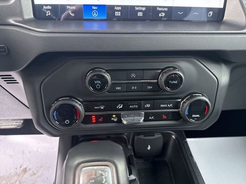 Used 2025 Ford Bronco Big Bend image 18