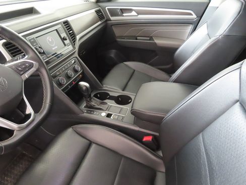 Used 2022 Volkswagen Atlas SE image 22