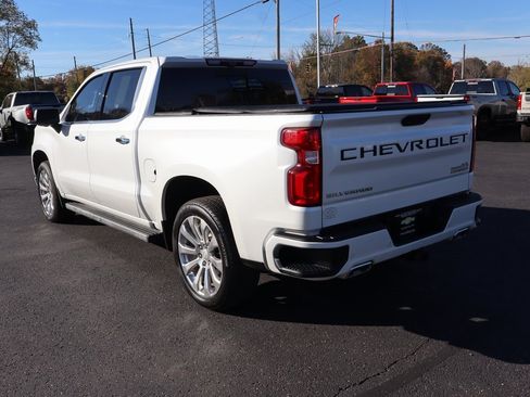 Used 2020 Chevrolet Silverado 1500 High Country w/ Technology Package image 3