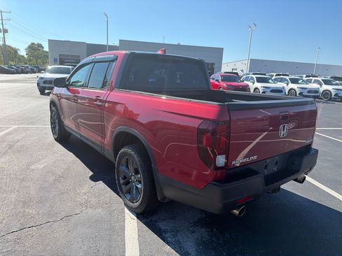 Used 2021 Honda Ridgeline Sport image 4