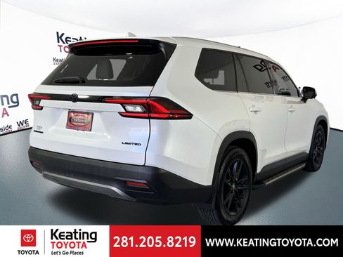 Used 2025 Toyota Grand Highlander Limited image 5