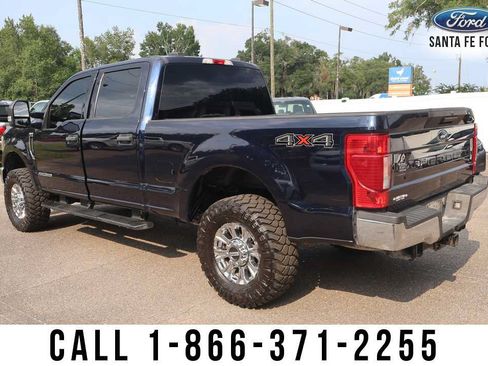 Used 2022 Ford F250 XLT AWD/4WD image 3