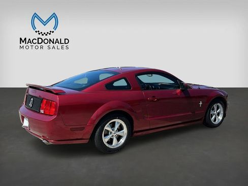 Used 2007 Ford Mustang GT RWD image 7
