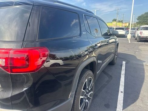 Used 2019 GMC Acadia SLT w/ Black Edition FWD image 9