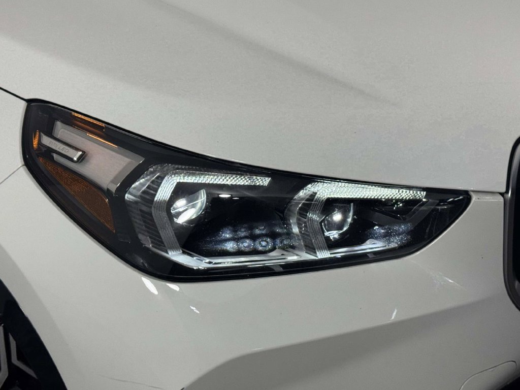 Used 2023 BMW X1 xDrive28i w/ Convenience Package AWD/4WD image 15
