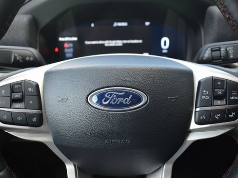 Used 2025 Ford Explorer Active image 11
