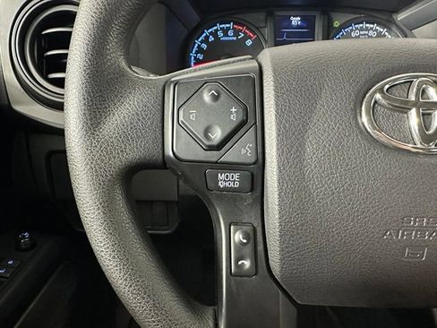 Used 2021 Toyota Tacoma SR AWD/4WD image 15
