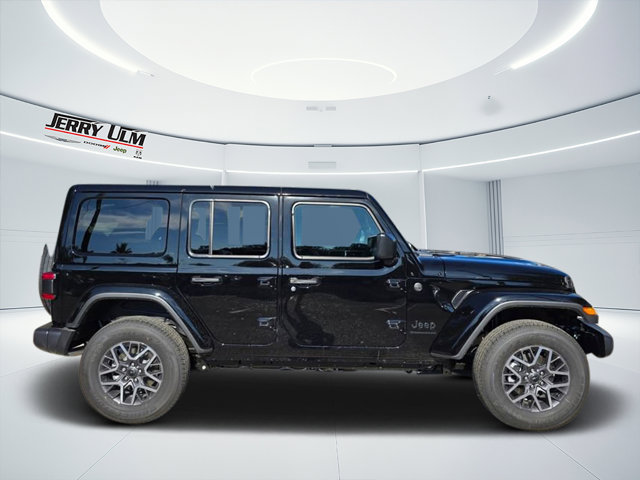 New 2025 Jeep Wrangler Unlimited Sahara w/ Safety Group AWD/4WD image 7