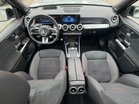 Used 2024 Mercedes-Benz GLB 35 AMG 4MATIC image 21