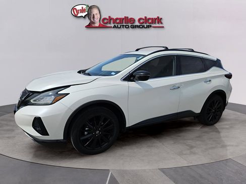 Used 2023 Nissan Murano SV w/ SV Midnight Edition Package image 2