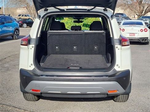 Certified 2023 Nissan Rogue SV image 29