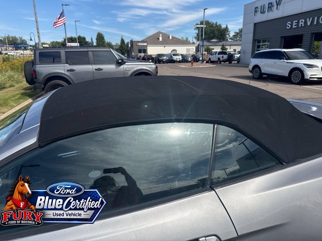 Used 2020 Ford Mustang Premium RWD image 19