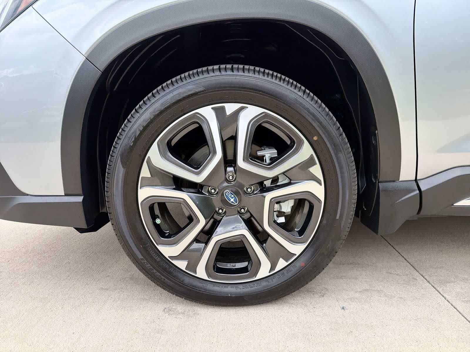 Certified 2026 Subaru Ascent Touring AWD/4WD image 10