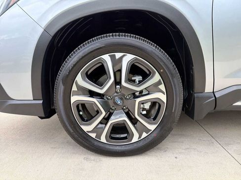 Certified 2026 Subaru Ascent Touring AWD/4WD image 10
