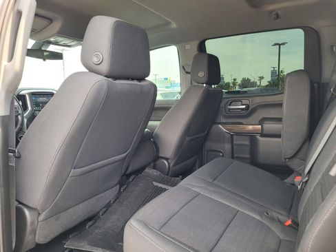 Used 2022 Chevrolet Silverado 1500 RST AWD/4WD image 13