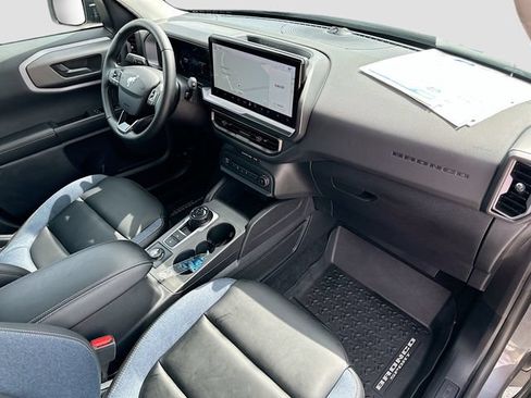 Used 2025 Ford Bronco Sport Outer Banks w/ Outer Banks Tech Package+ AWD/4WD image 28