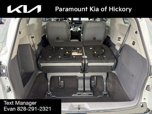 Used 2021 Toyota Sienna Limited FWD image 13