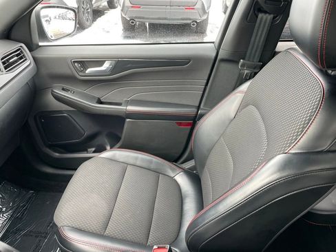 Used 2024 Ford Escape ST-Line image 24