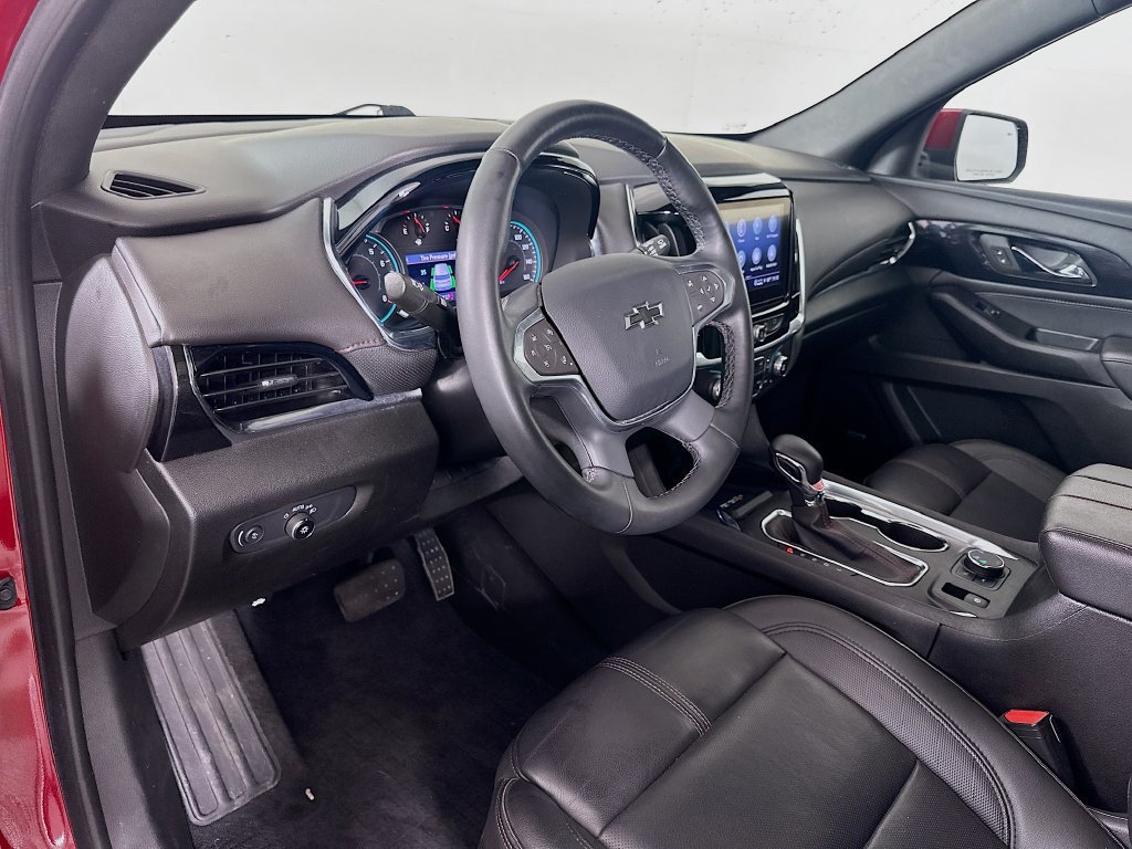 Used 2023 Chevrolet Traverse RS w/ LPO, Floor Liner Package AWD/4WD image 9