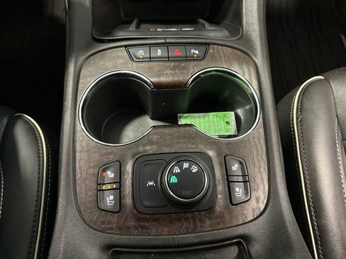 Used 2023 GMC Acadia Denali w/ Denali Ultimate Package AWD/4WD image 24