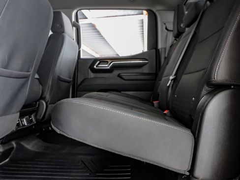 Used 2024 Chevrolet Silverado 1500 LT w/ Z71 Off-Road Package image 37