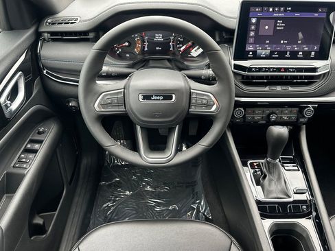 New 2026 Jeep Compass Limited AWD/4WD image 13