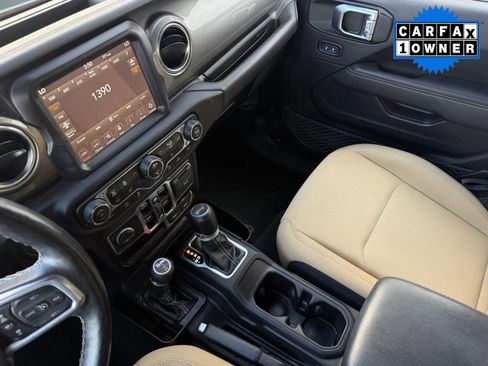 Used 2021 Jeep Wrangler Unlimited Sahara image 27
