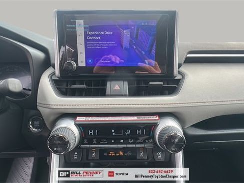 New 2025 Toyota RAV4 XLE image 15