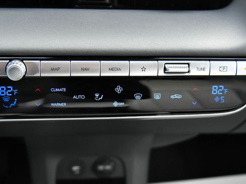 Used 2022 Hyundai Ioniq 5 SEL image 24