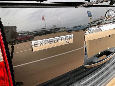 Used 2014 Ford Expedition XLT w/ Equipment Group 202A RWD image 11