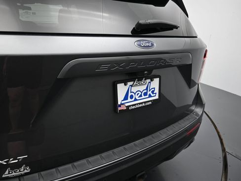 Certified 2023 Ford Explorer XLT w/ Equipment Group 202A RWD image 25