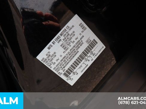 Used 2025 Ford Explorer ST-Line AWD/4WD image 38