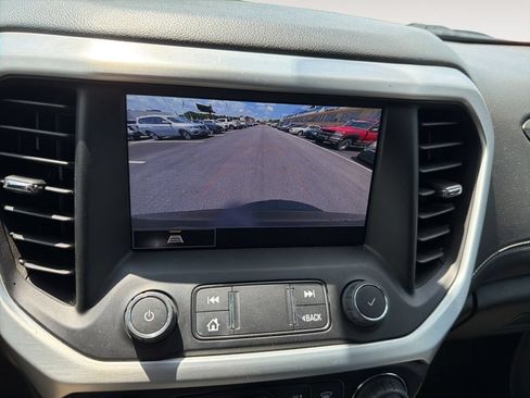 Used 2023 GMC Acadia SLT AWD/4WD image 29